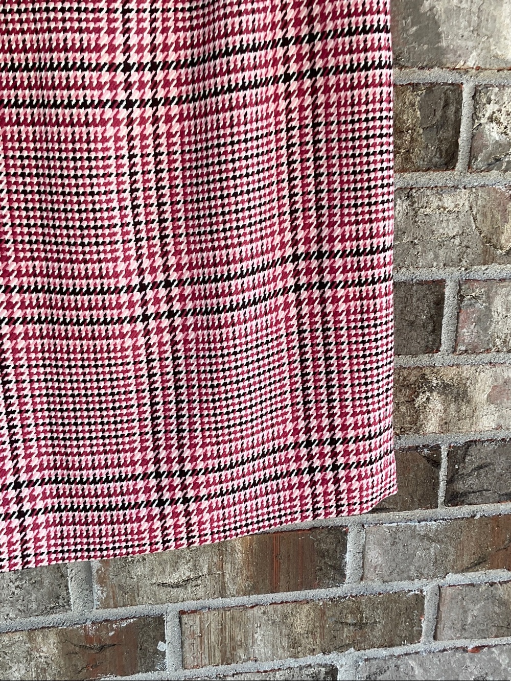 Take 50% OFF-Talbots Pink Plaid Pencil Skirt, Size-12 - Picture 4 of 9